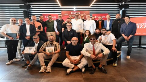 Forbes Italia celebra i protagonisti della pizza: premiati i 35 “Maestri della Pizza 2026”, laboratori di innovazione della filiera gastronomica
