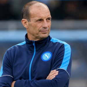 Allegri è il nuovo allenatore del Napoli: dopo il clamoroso licenziamento dal Milan De Laurentiis gli affida la panchina di Conte