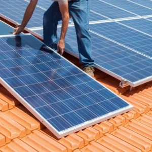 Fotovoltaico in bilico. Scendono gli incentivi. Ecco quando conviene ancora