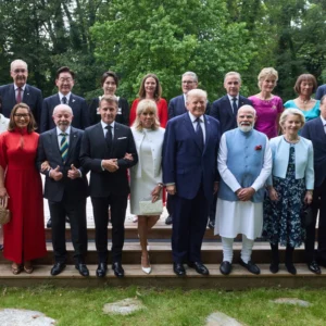 G7: su Intelligenza artificiale serve più regolamentazione. Trump: “Trattative con Anthropic vanno bene”