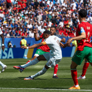 Mondiali, Francia in semifinale: Mbappé sbaglia un rigore come Messi ma poi stende il Marocco. Oggi Spagna-Belgio