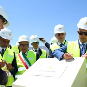 Eni cresce nel settore delle batterie al litio: avviato il cantiere per la gigafactory di Brindisi