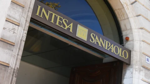 Intesa Sanpaolo, Imi Cib è la migliore Investment Bank in Italia secondo Euromoney