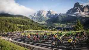 Intesa Sanpaolo Private Banking gold partner della Maratona dles Dolomites – Enel