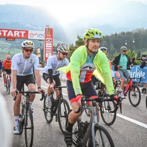 Maratona dles Dolomites-Enel: sulle strade delle Dolomiti la sfida che unisce sport e sostenibilità