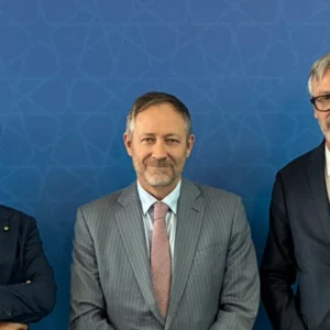 Accenture e Leonardo partner per la sicurezza digitale della Nato: accordo da 200 milioni