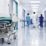 Sanità privata in Italia in crescita: ricavi a 13,4 miliardi, Rsa trainano il settore. Report Mediobanca