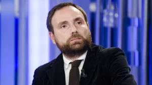 Stefano Cappellini direttore ad interim di Repubblica dopo Orfeo. Ecco chi è