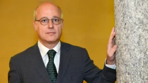 Risiko, “anche Mps prevede uno spezzatino: quello di Banco Bpm. E a Generali dà più stabilità Intesa”. Parla Angelo Baglioni
