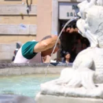 Caldo senza fine, giovedì 6 agosto bollino rosso in 27 città: l’ondata di calore durerà almeno fino a Ferragosto. Le previsioni