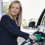 Accise carburanti, il governo prende tempo: 170 milioni sul tavolo e il nodo del price cap. Ue verso ok a più flessibilità