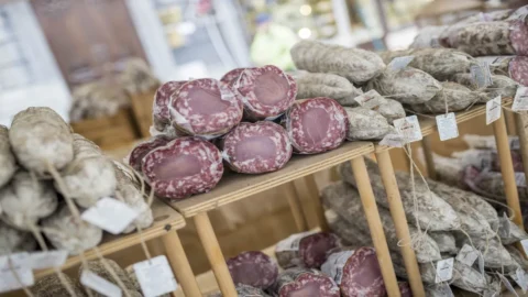 Champagne e Salame l’insolito accostamento alla festa dell’insaccato di Cremona