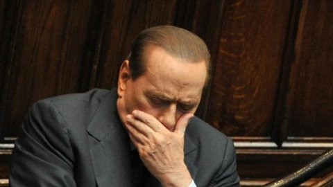 Manovra, supertassa per 2 anni – Via 54mila poltrone pubbliche
