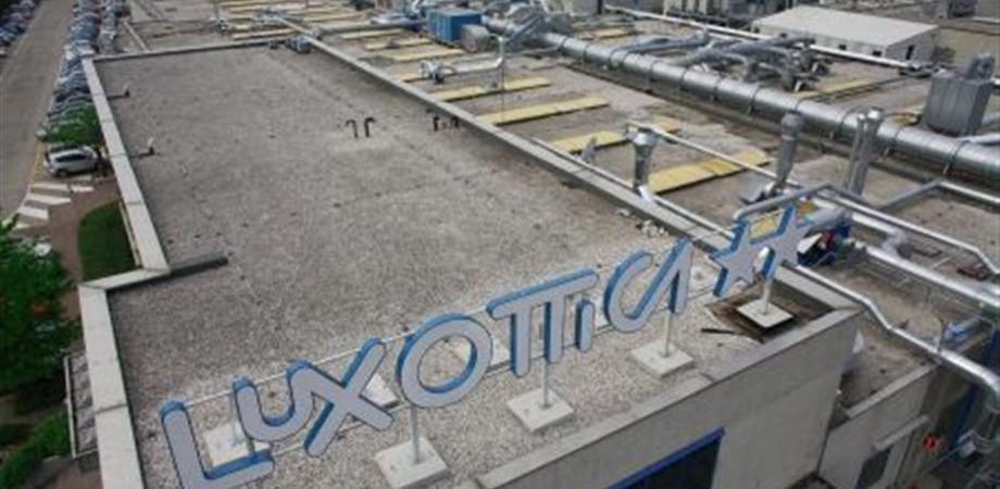 Luxottica compie 50 anni