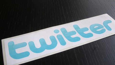 Twitter anticipa le mosse in Borsa