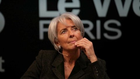 Lagarde in Brazil looking for support