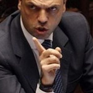 Guvern, Alfano ar lăsa Justiția pentru conducerea PDL