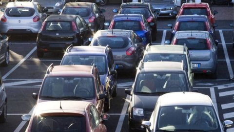 Auto, più immatricolazioni a maggio