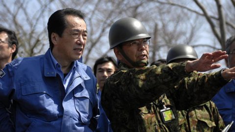 O primeiro-ministro japonês Naoto Kan desistirá assim que a crise nuclear for resolvida