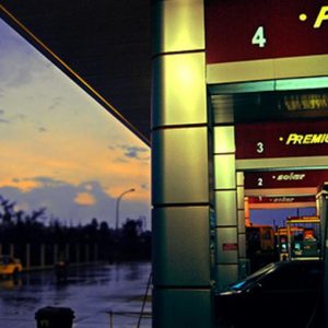 Effetto Siria, primi rincari per diesel e benzina