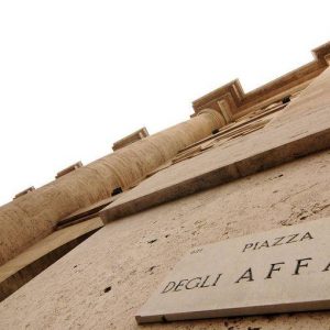 Oggi il Parlamento tedesco vota sull’accordo con la Grecia. L’Europa aspetta il Qe, gli Usa il Pil