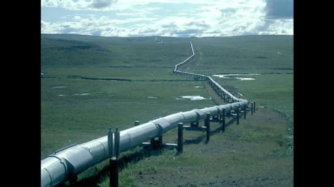 La Ue avvia le trattative per gasdotti che colleghino Caspio e Corridoio Sud