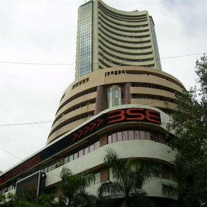 L’India alza i tassi per la decima volta in un anno e mezzo: 7,5%