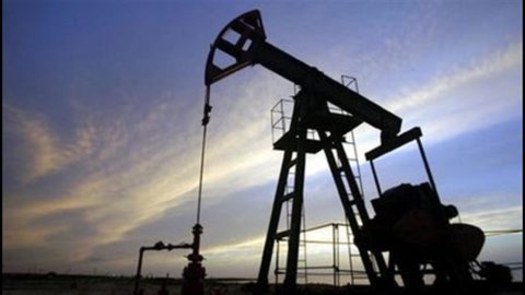 Tentang pencarian minyak dan gas, reorganisasi undang-undang sedang berlangsung