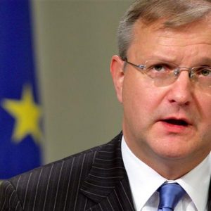 Rehn, default Grecia sarebbe dramma per Eurozona
