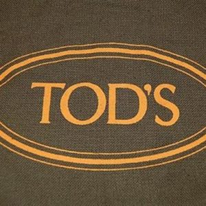 Tod’s ancora in terreno negativo. Pesano i giudizi di Morgan Stanley e Ubs