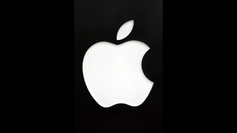 L’Apple sarà low cost e l’iPhone costerà non più di 99 dollari