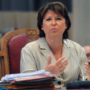 Francia, Martine Aubry in lizza per le primarie