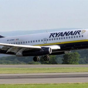 Ryanair atacă Meridiana: „De ani de zile ați jefuit pasageri italieni”