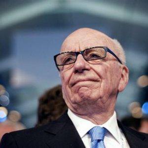 Murdoch, lo scandalo intercettazioni mette a rischio l’acquisto di BSkyB