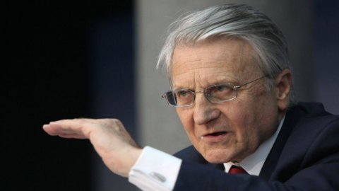 Trichet, l’Italia “promossa” dalla Bce: manovra approvata