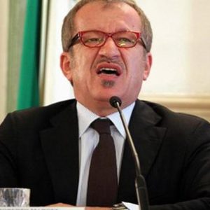 Maroni: possibili modifiche alla manovra, soprattutto sui comuni