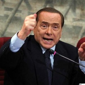 Lodo, ​​hem Berlusconi'nin Fininvest'i hem de De Benedetti'nin Cir'i borsada kaybetti