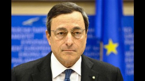 SuperMario menggantikan semua orang: ECB memangkas suku bunga Draghi