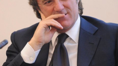 Terna, Cattaneo：“我在 Finmeccanica？ 错误的”