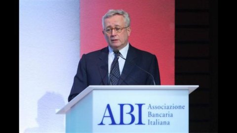 Manovra: il ticket sanitario arriva subito, non più nel 2012