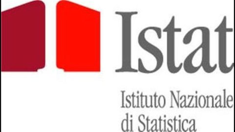 Istat: غیر اعلانیہ قیمت جی ڈی پی کا 17٪ ہے اور اس کی مقدار 225-275 بلین یورو ہے