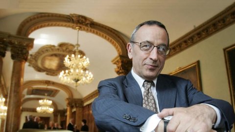 Basel 3, ekonom Giacomo Vaciago berbicara: "Penundaan itu salah, tetapi akan membuat ekonomi bernafas"