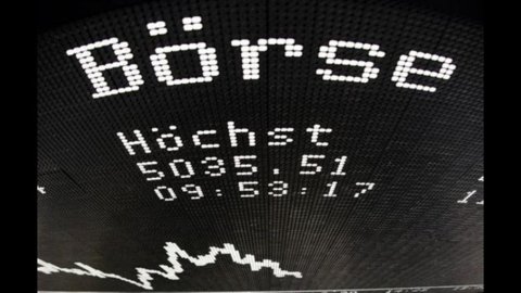 Spread turun menjadi 309 bps, imbal hasil BTP juga turun (5,779%)