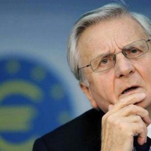 Trichet: "O BCE pode comprar títulos do governo: os alemães não têm veto"