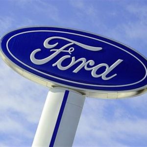 Statele Unite ale Americii, vânzări auto: pentru Ford, cea mai bună lună din iunie din 2006, pentru cea mai bună lună GM din 2008