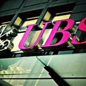 UBS corta 3.500 empregos