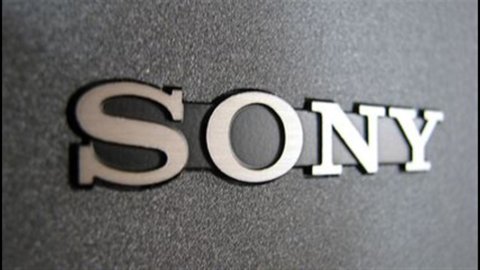 Sony dimezza perdite nel III trimestre: 155 milioni di euro