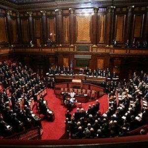 Processo lungo, dal Senato sì alla fiducia