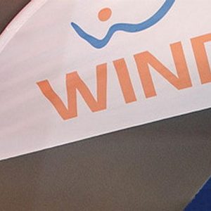 Wind、モバイル インターネットのおかげで収益が増加