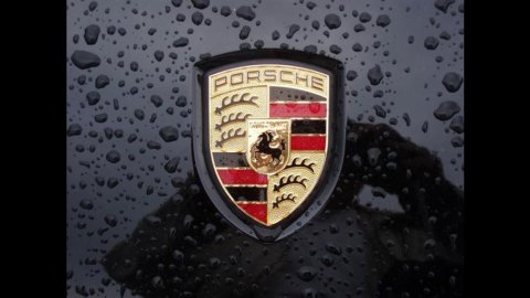 Porsche: troppe vendite, la Boxster verrà prodotta in uno stabilimento Volkswagen